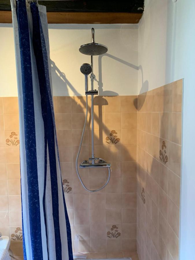 Spacious Apartment In A Charming, Tranquil Village Saint-Vincent-Rive-d'Olt Екстер'єр фото